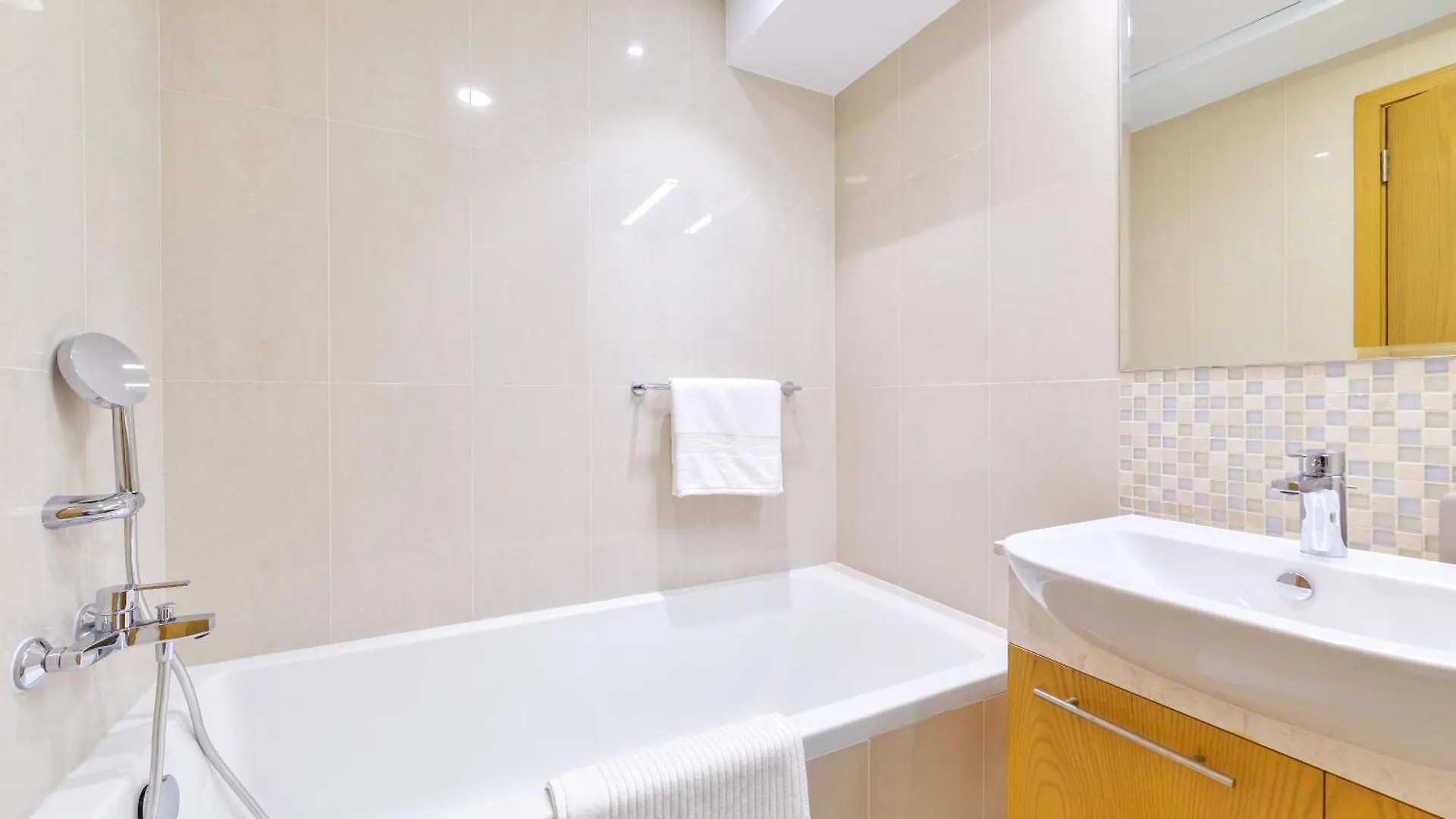 Skyline Downtown 1Br At Bellevue Walk To Burj Apartment Dubai